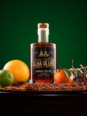 Bottiglia di Amaro DeLux